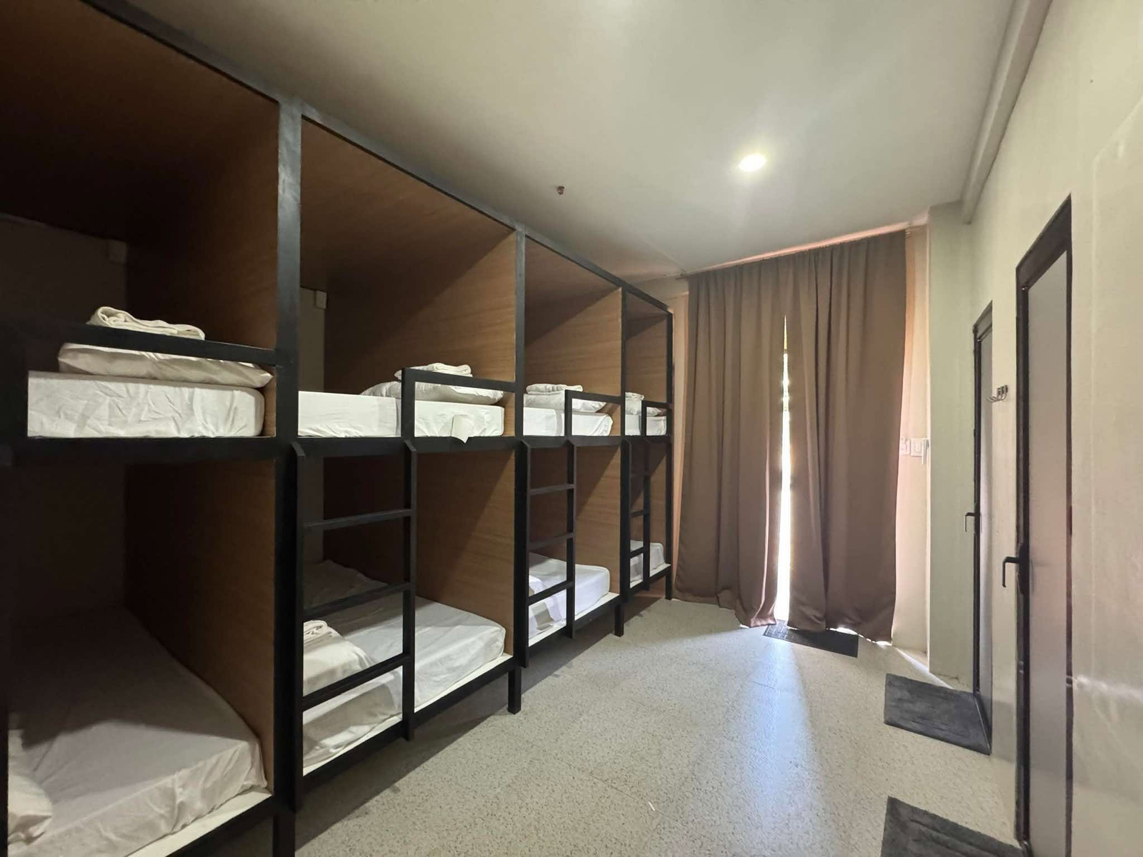 Barkadahan8pax room